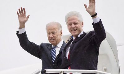 El depravado Bill Clinton (a la derecha) junto al candidato demócrata, Joe Biden.